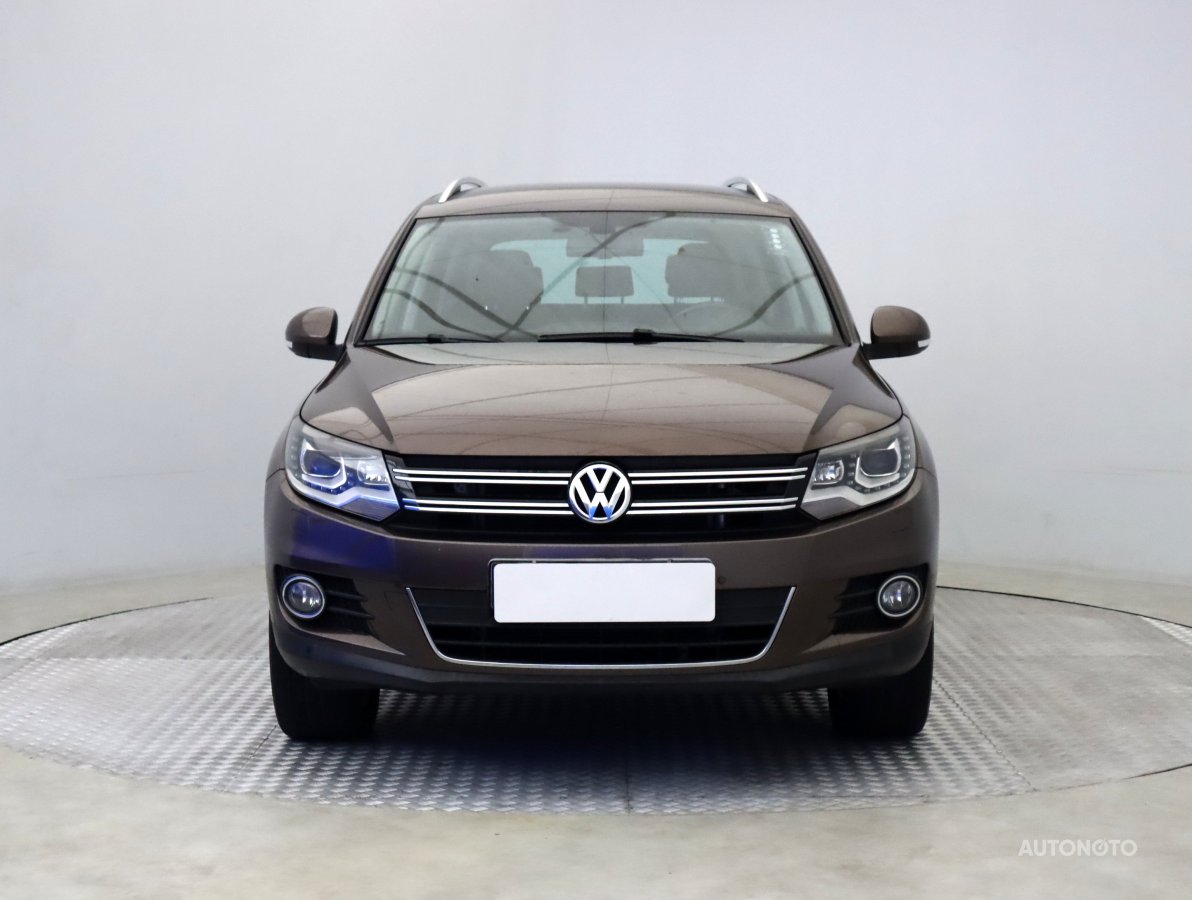 Volkswagen Tiguan, 2011 - pohled č. 2