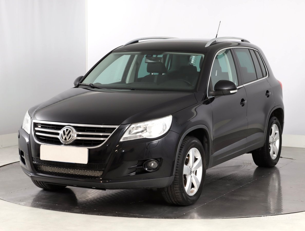 Volkswagen Tiguan, 2011 - pohled č. 3