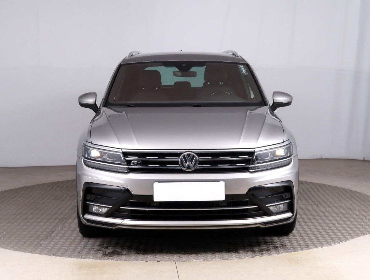 Volkswagen Tiguan, 2021 - pohled č. 2