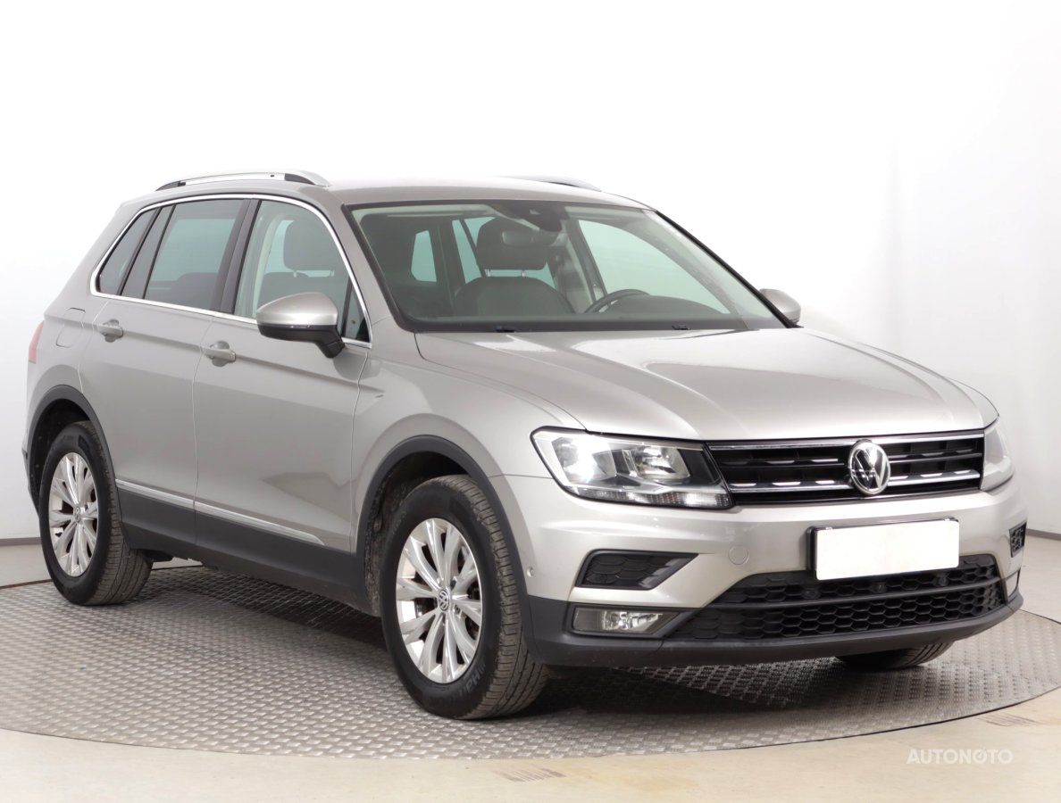 Volkswagen Tiguan, 2020 - celkový pohled