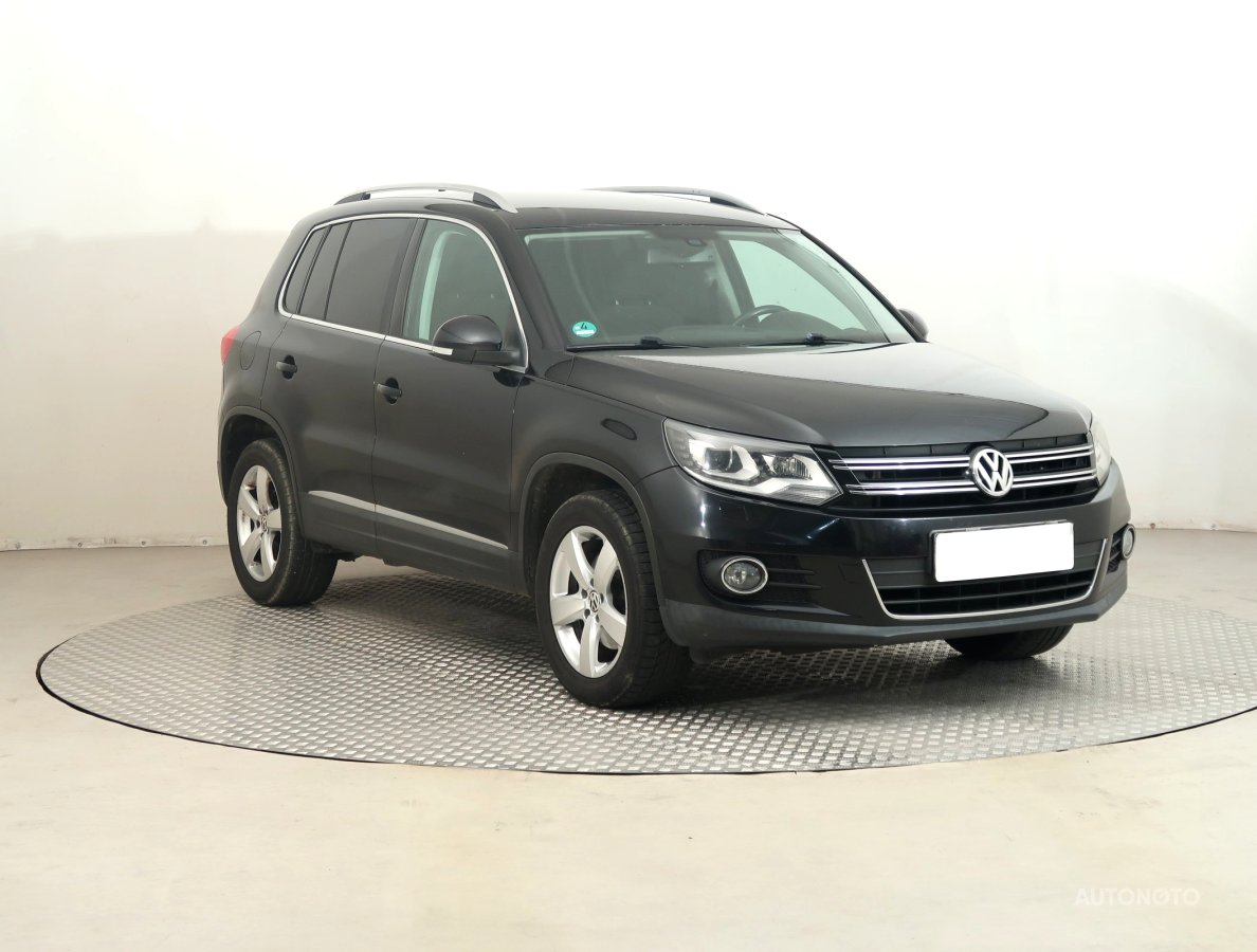 Volkswagen Tiguan, 2012 - celkový pohled