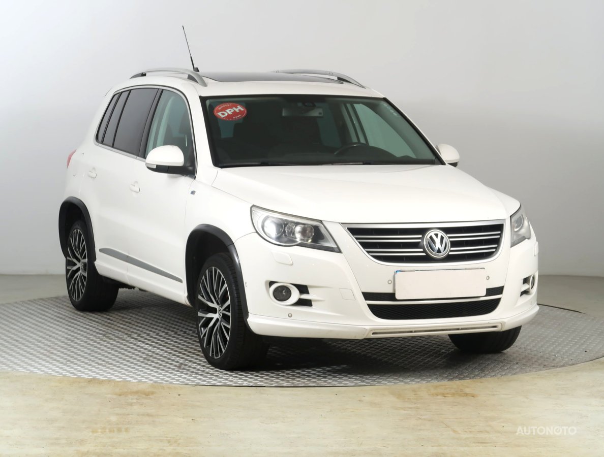 Volkswagen Tiguan, 2010 - celkový pohled