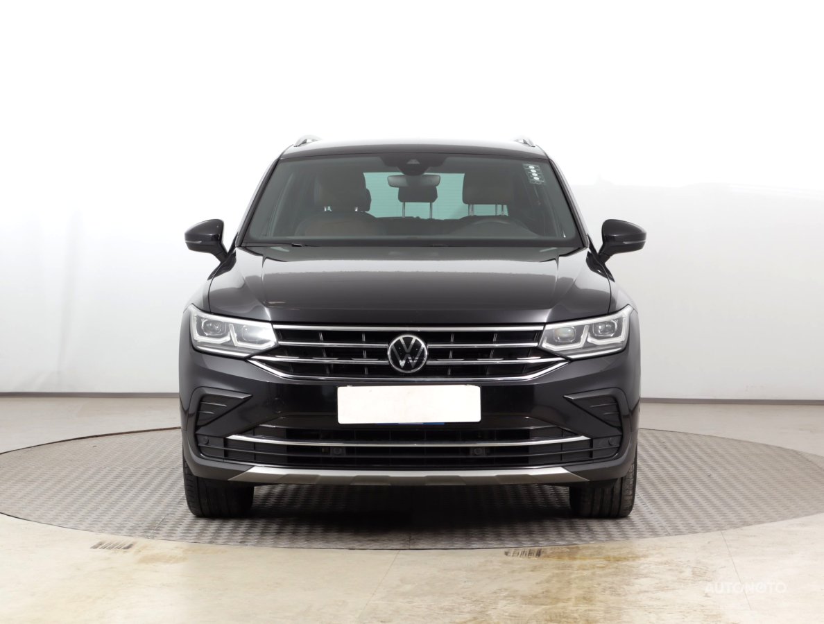 Volkswagen Tiguan, 2021 - pohled č. 2