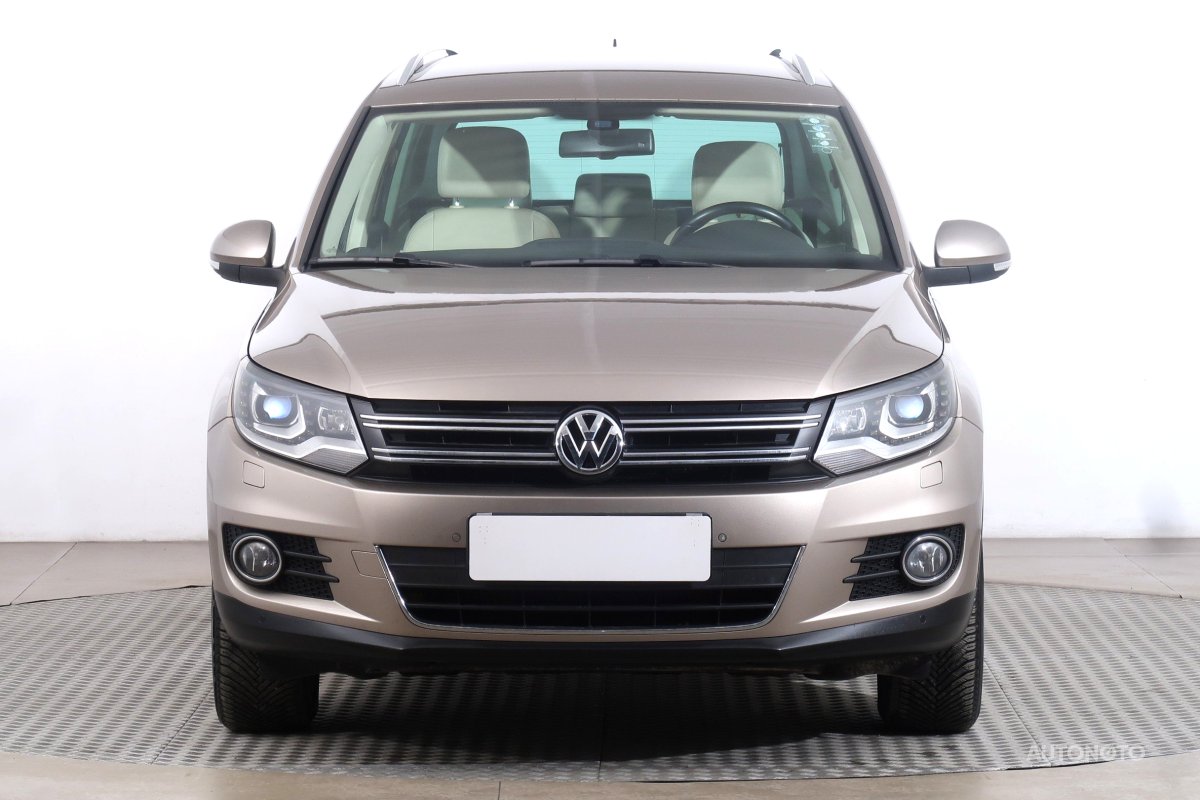 Volkswagen Tiguan, 2011 - pohled č. 2