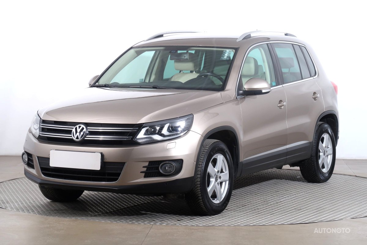 Volkswagen Tiguan, 2011 - pohled č. 3
