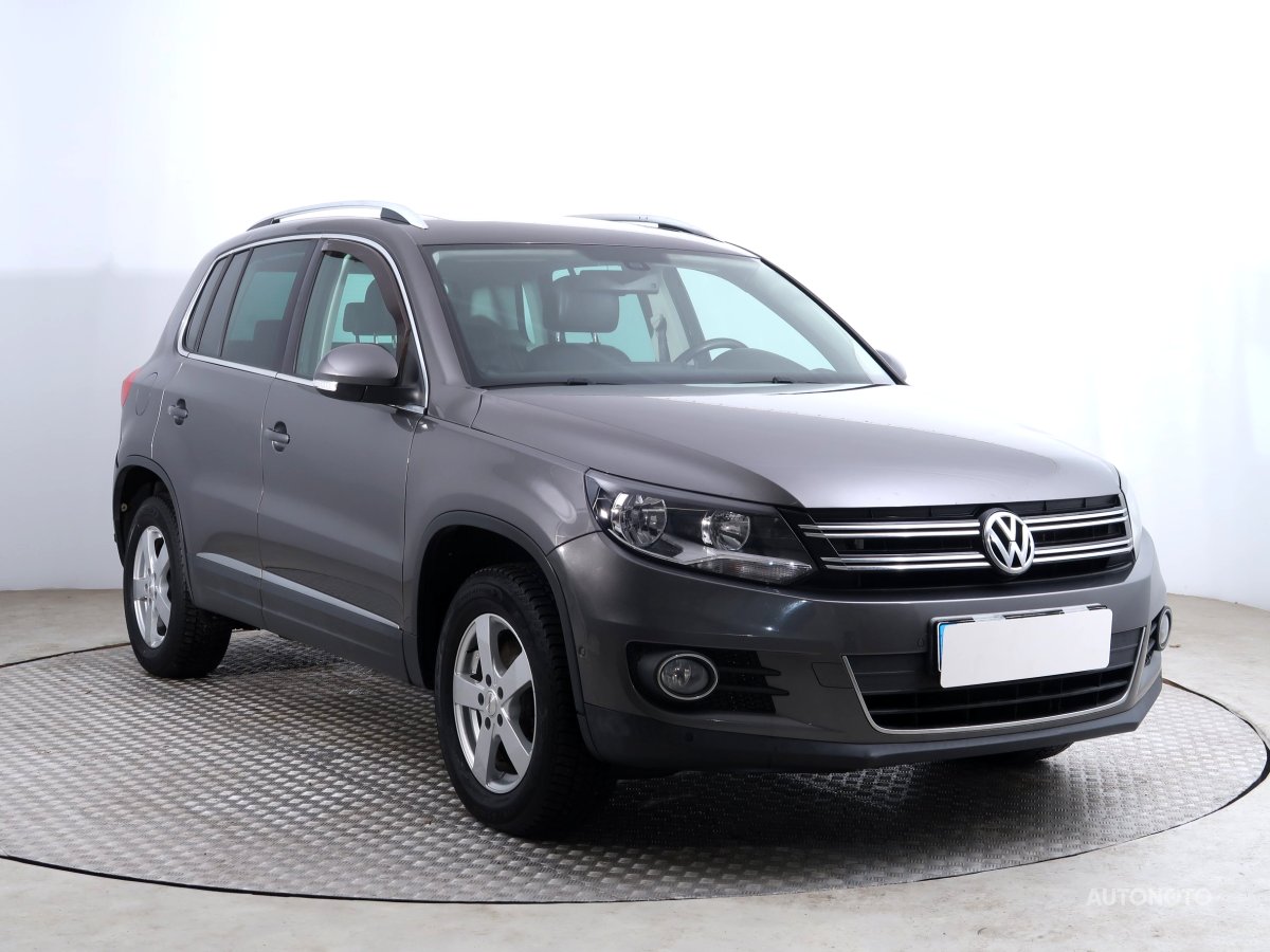 Volkswagen Tiguan, 2012 - celkový pohled