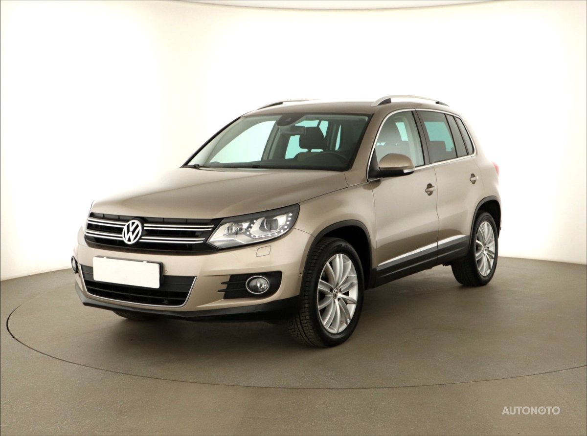 Volkswagen Tiguan, 2012 - pohled č. 3