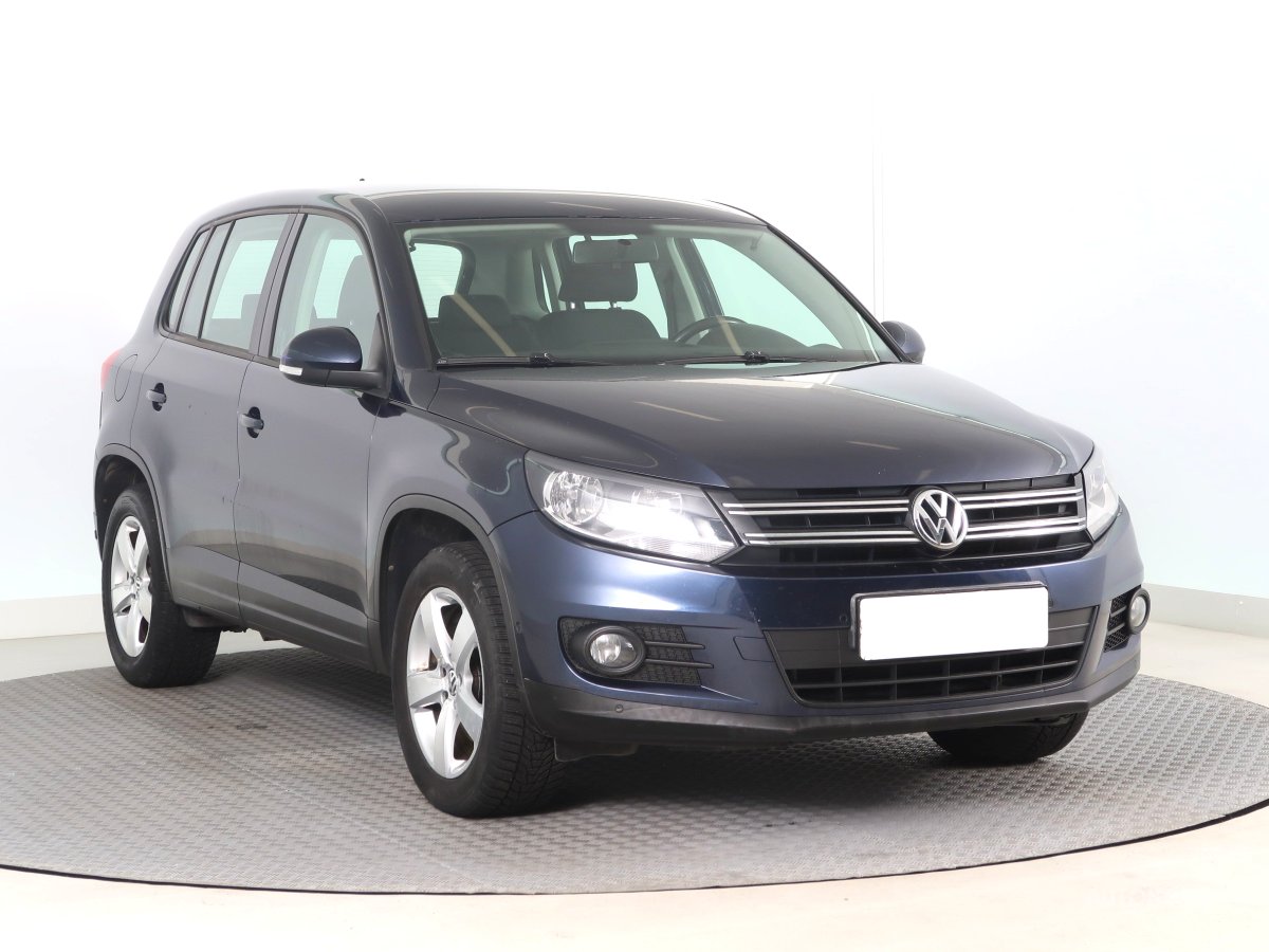 Volkswagen Tiguan, 2012 - celkový pohled