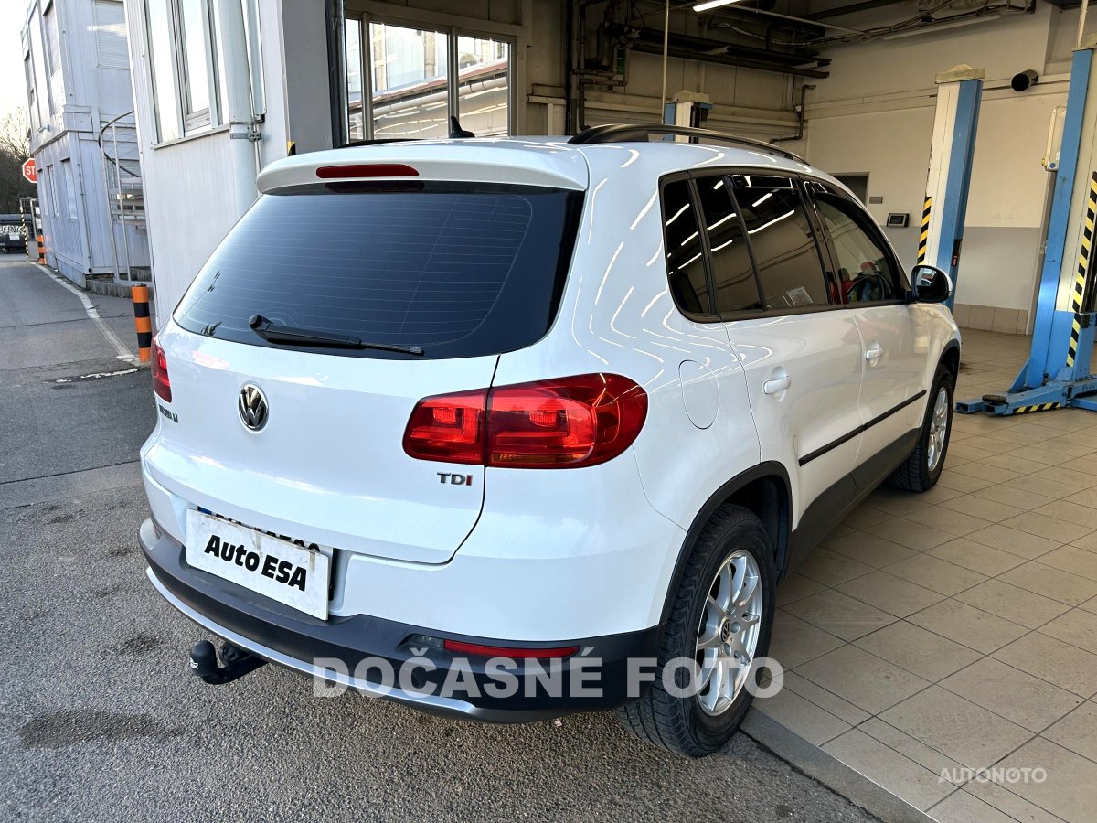 Volkswagen Tiguan, 2011 - pohled č. 2