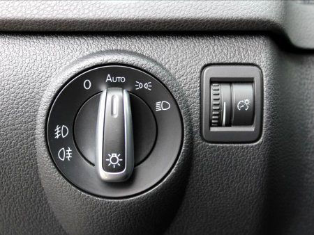 Volkswagen Tiguan, 2015 - pohled č. 8