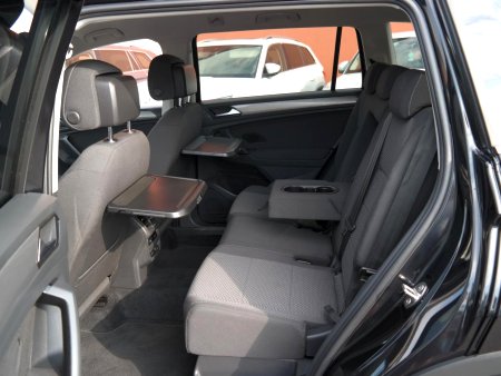 Volkswagen Tiguan, 2018 - pohled č. 10