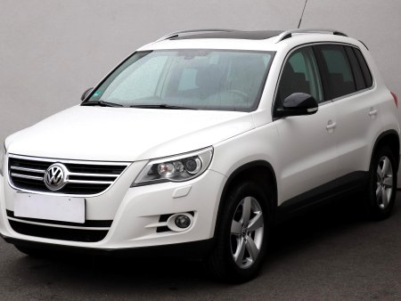 Volkswagen Tiguan, 2008 - pohled č. 3