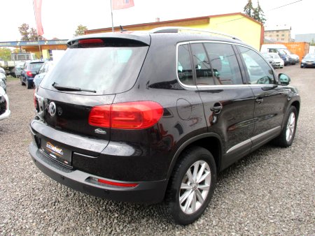 Volkswagen Tiguan, 2012 - pohled č. 3