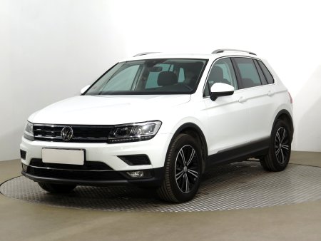 Volkswagen Tiguan, 2020 - pohled č. 3