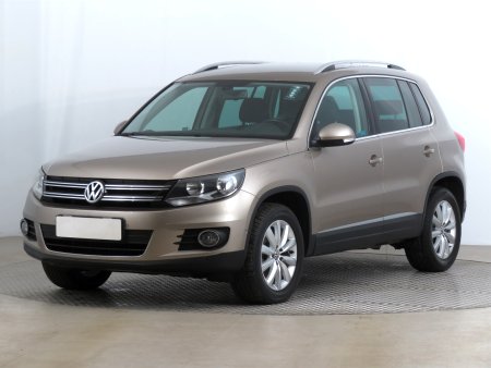 Volkswagen Tiguan, 2011 - pohled č. 3