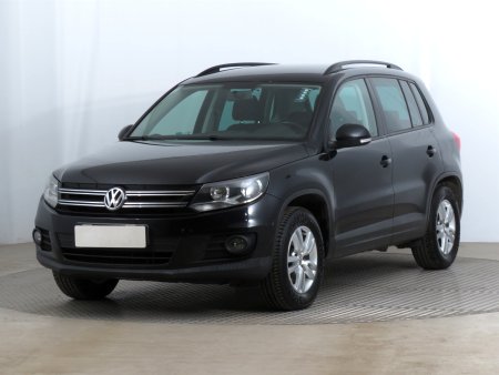 Volkswagen Tiguan, 2012 - pohled č. 3