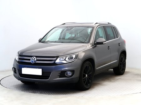 Volkswagen Tiguan, 2014 - pohled č. 3