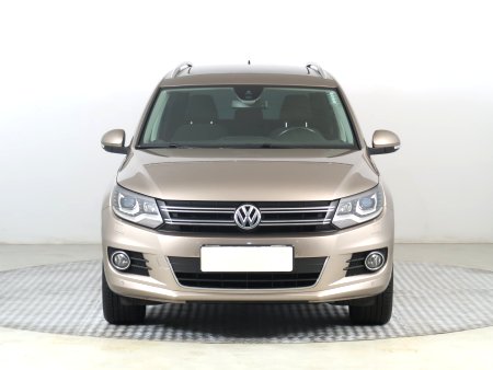 Volkswagen Tiguan, 2012 - pohled č. 2