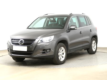 Volkswagen Tiguan, 2011 - pohled č. 3