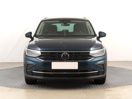 Volkswagen Tiguan, 2021 - pohled č. 2