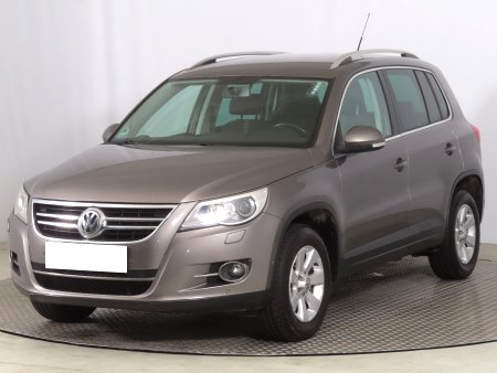 Volkswagen Tiguan, 2011 - pohled č. 3