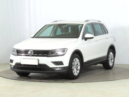 Volkswagen Tiguan, 2018 - pohled č. 3