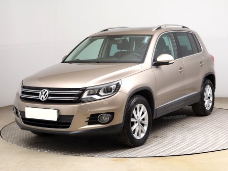 Volkswagen Tiguan, 2012 - pohled č. 3