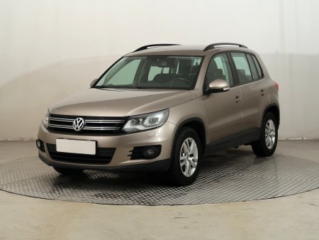 Volkswagen Tiguan, 2014 - pohled č. 3