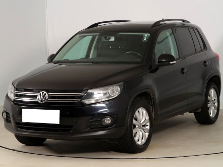 Volkswagen Tiguan, 2012 - pohled č. 3