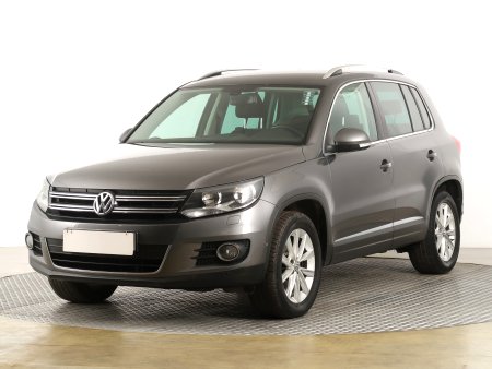 Volkswagen Tiguan, 2012 - pohled č. 3