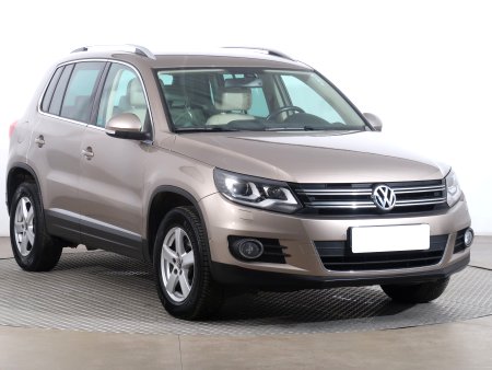 Volkswagen Tiguan, 2011