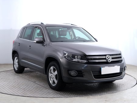 Volkswagen Tiguan, 2012