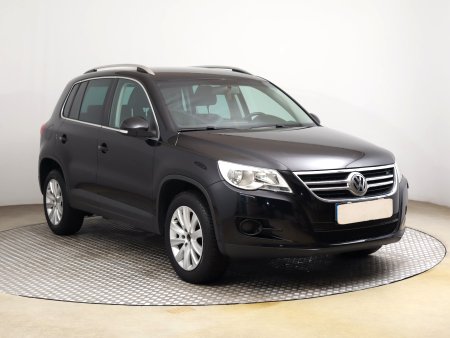 Volkswagen Tiguan, 2011