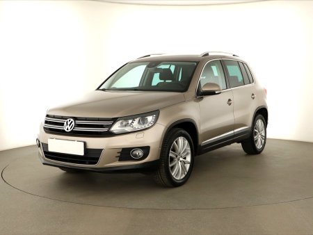Volkswagen Tiguan, 2012 - pohled č. 3