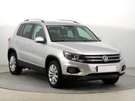 Volkswagen Tiguan, 2011