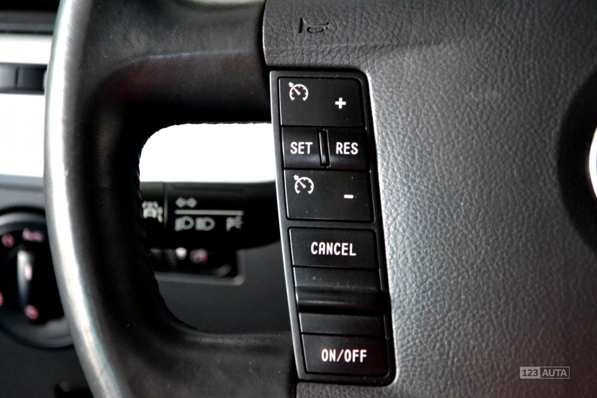 Volkswagen Touareg, 2008 - pohled č. 16