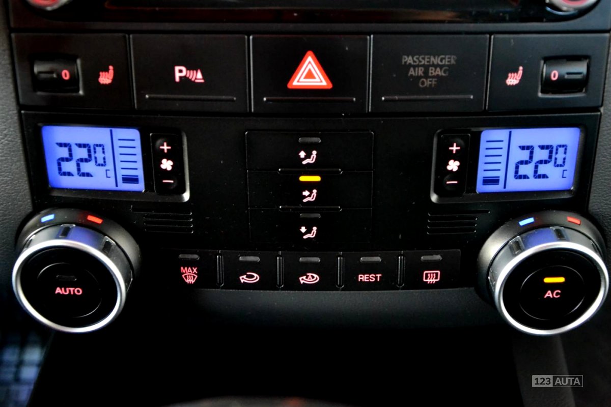 Volkswagen Touareg, 2008 - pohled č. 20