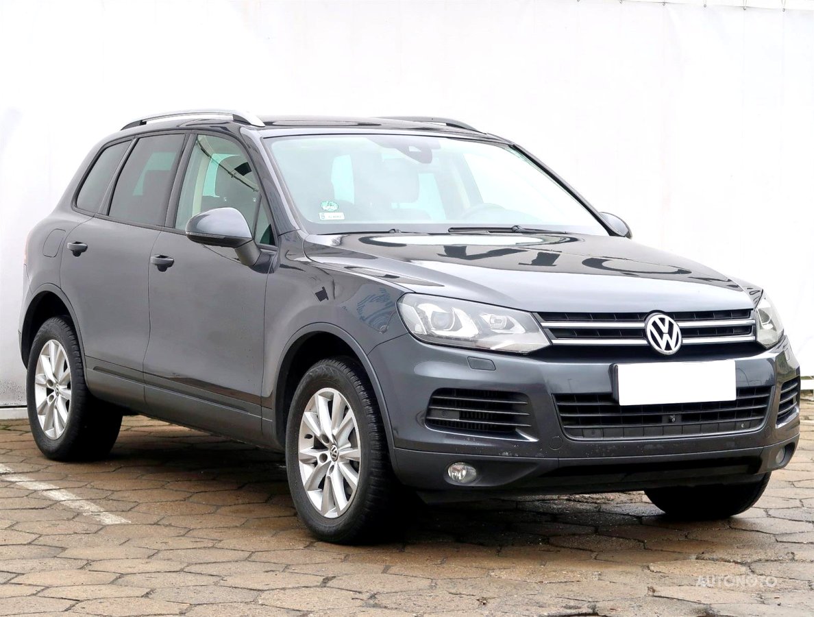 Volkswagen Touareg, 2013 - celkový pohled
