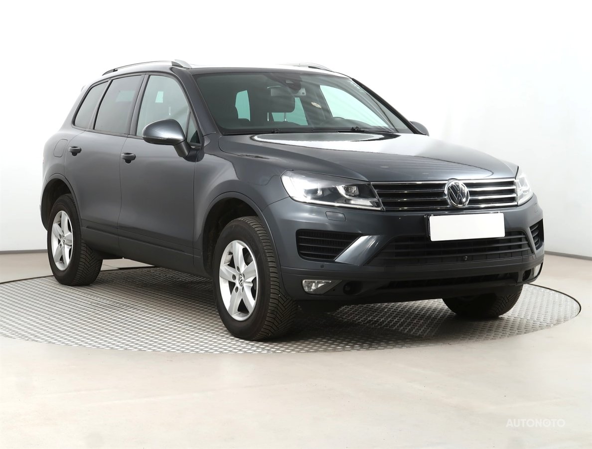 Volkswagen Touareg, 2015 - celkový pohled