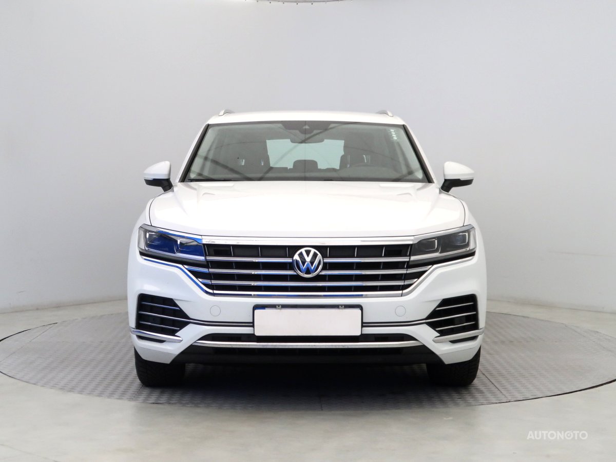 Volkswagen Touareg, 2018 - pohled č. 2