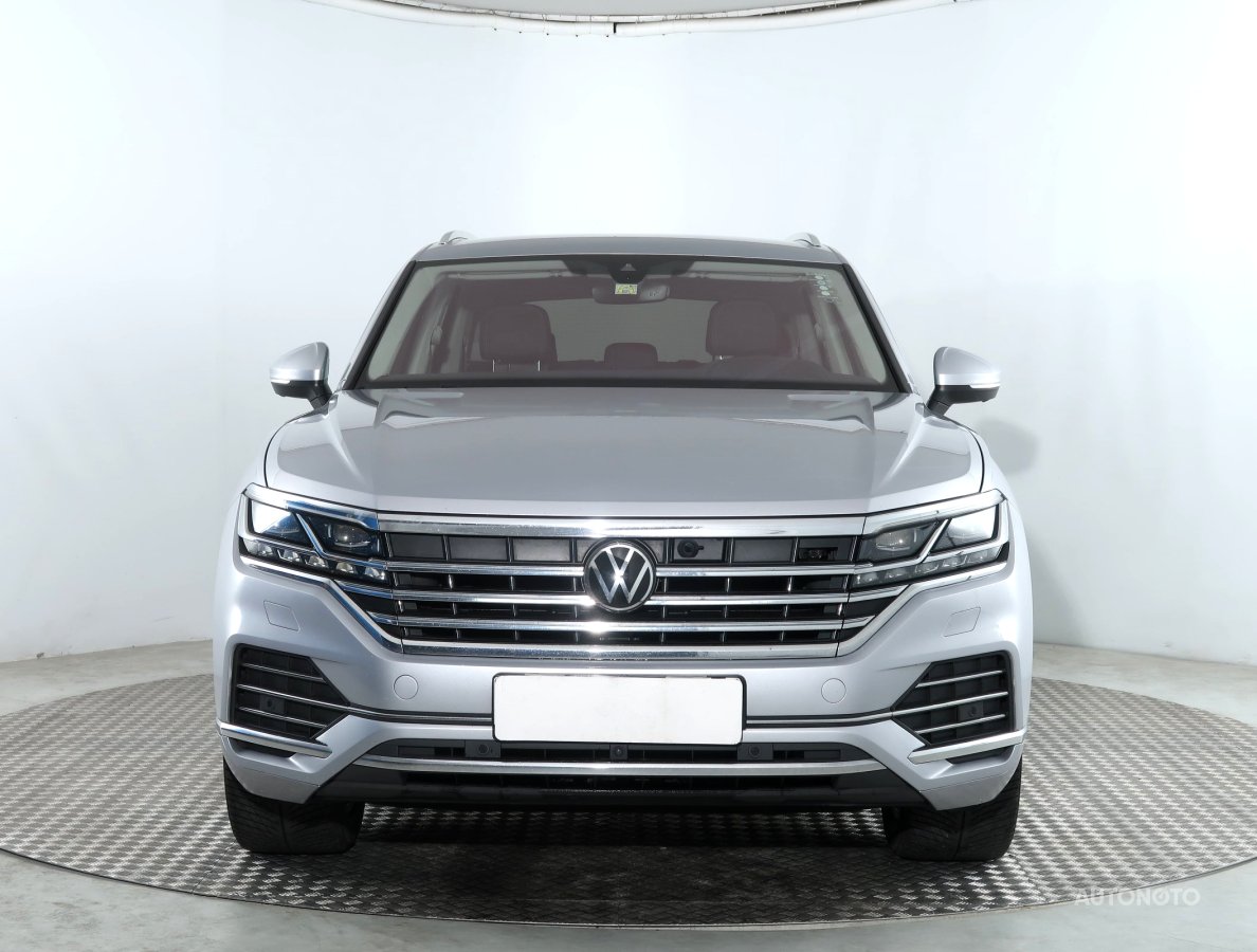 Volkswagen Touareg, 2021 - pohled č. 2