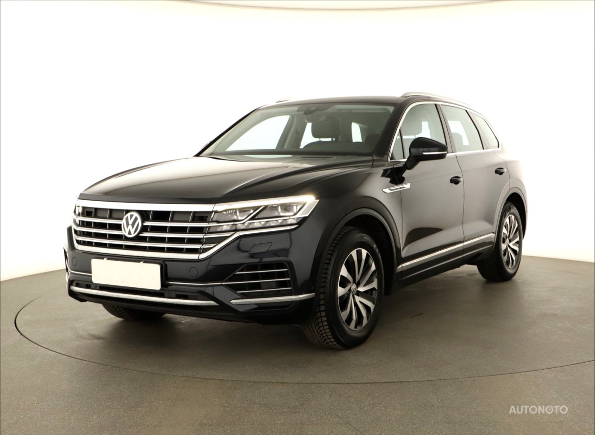 Volkswagen Touareg, 2018 - pohled č. 3