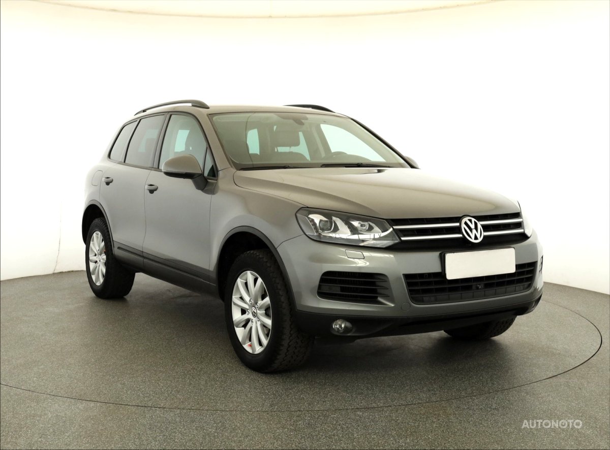 Volkswagen Touareg, 2012 - celkový pohled