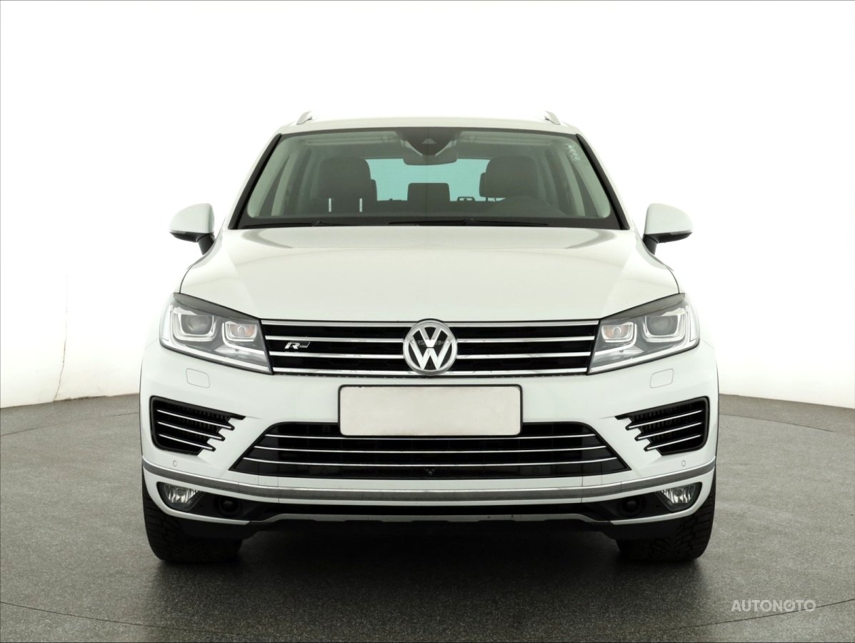 Volkswagen Touareg, 2017 - pohled č. 2