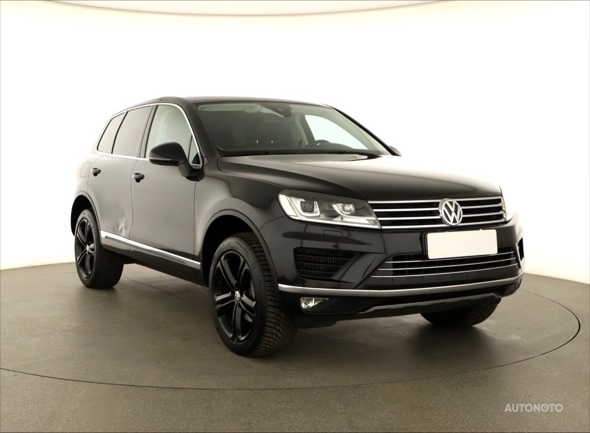 Volkswagen Touareg, 2015 - celkový pohled