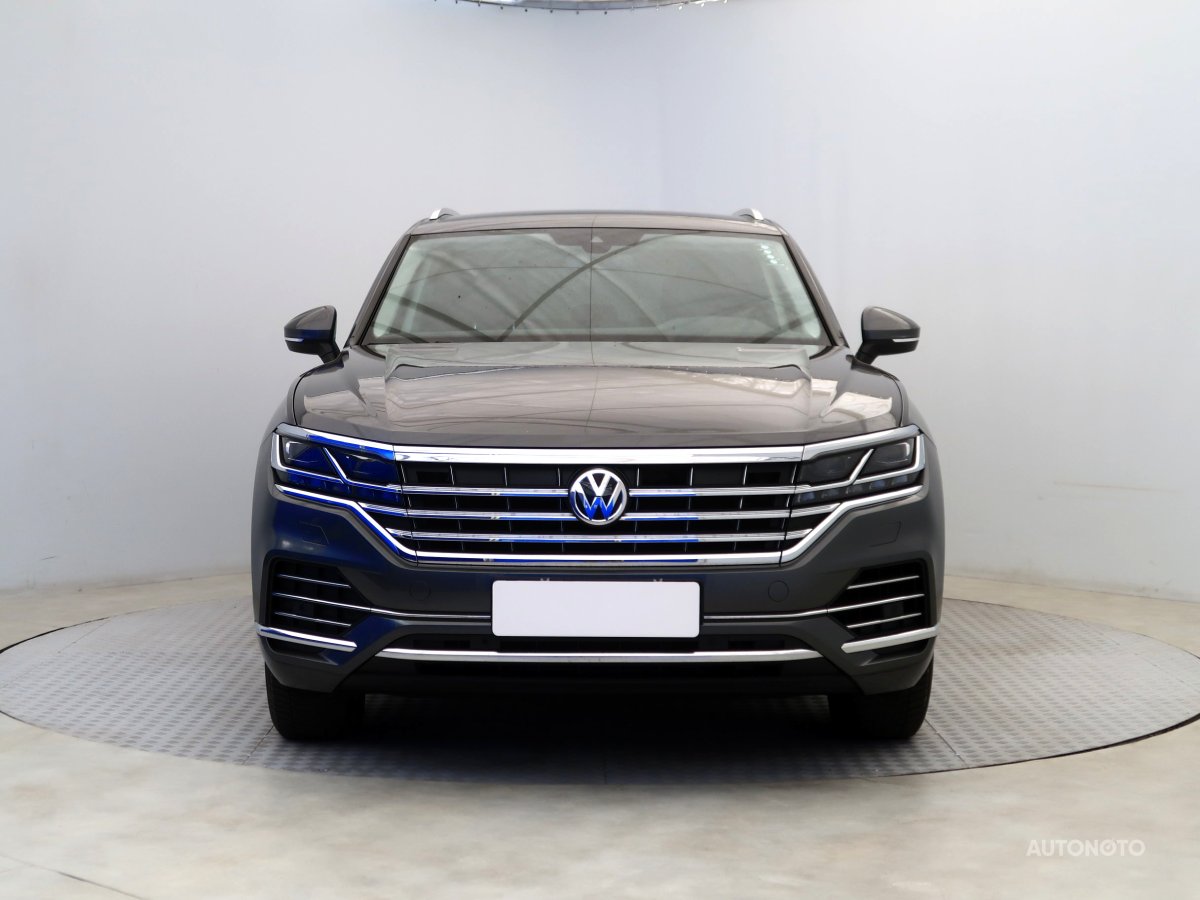 Volkswagen Touareg, 2018 - pohled č. 2