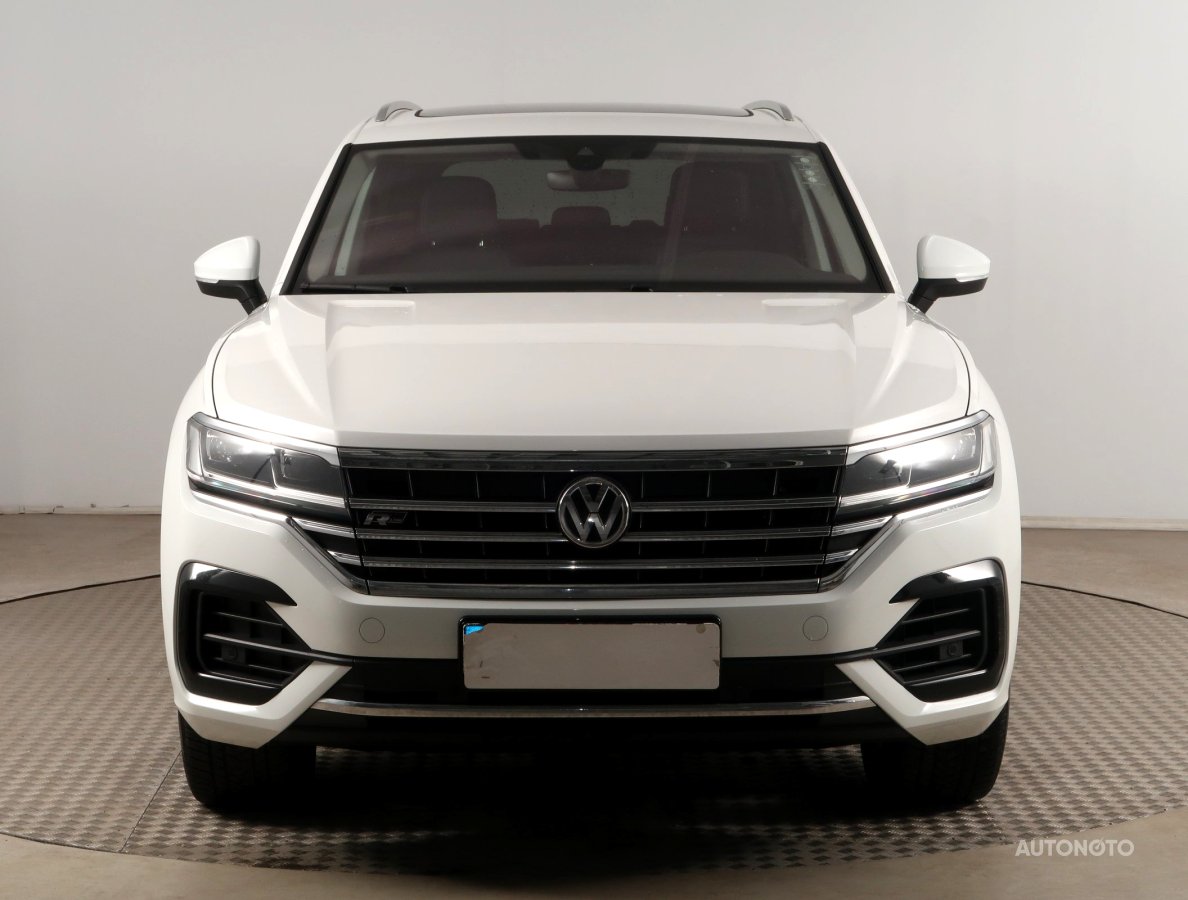 Volkswagen Touareg, 2018 - pohled č. 2