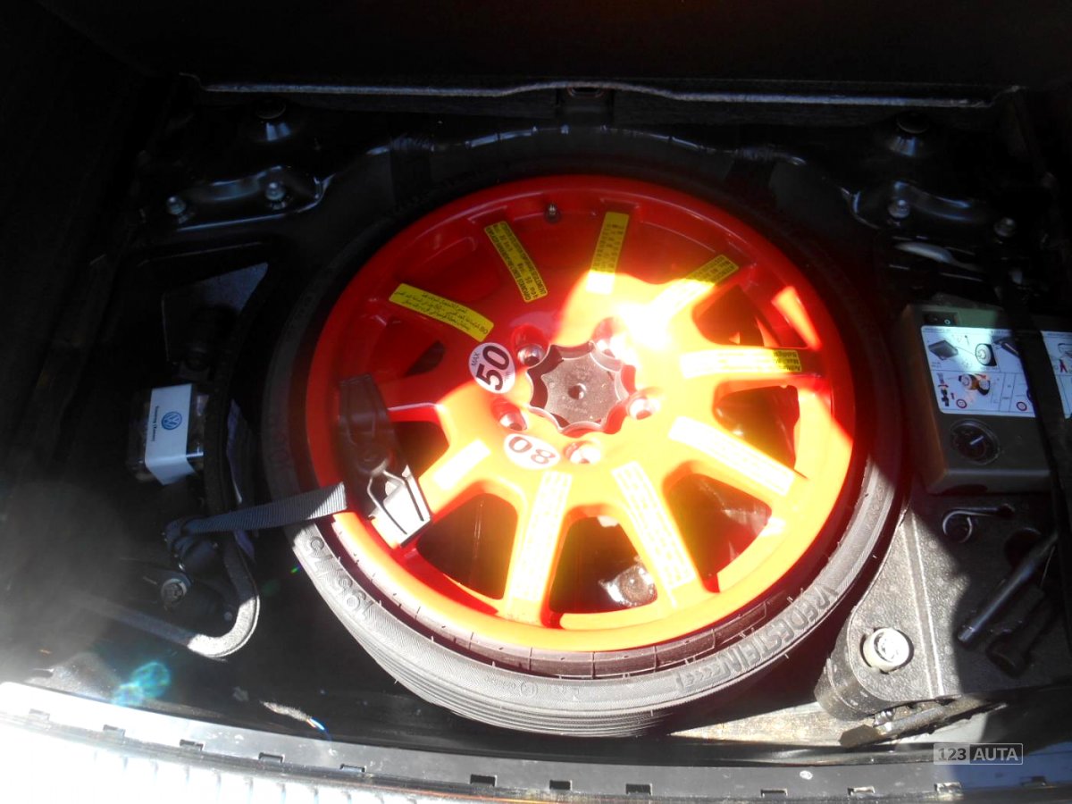 Volkswagen Touareg, 2012 - pohled č. 16