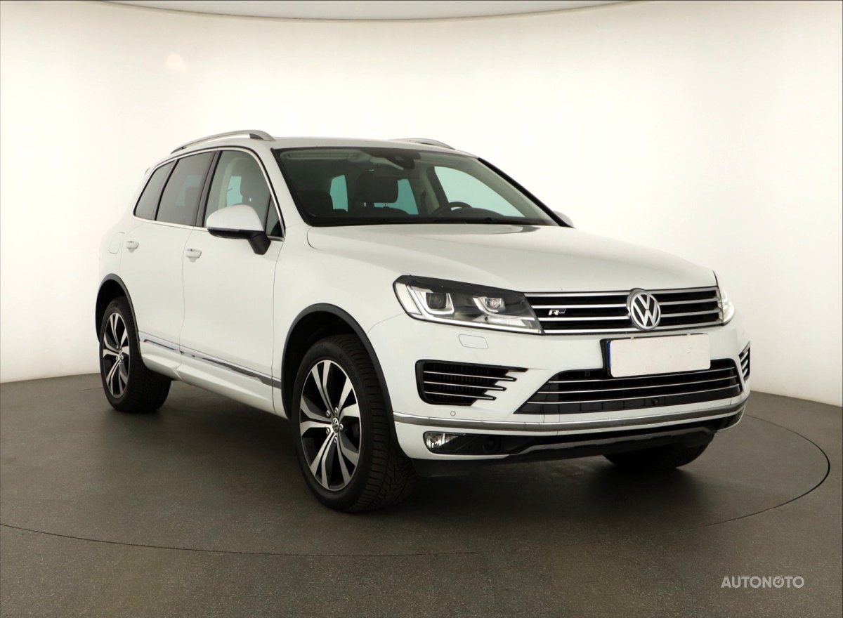 Volkswagen Touareg, 2016 - celkový pohled