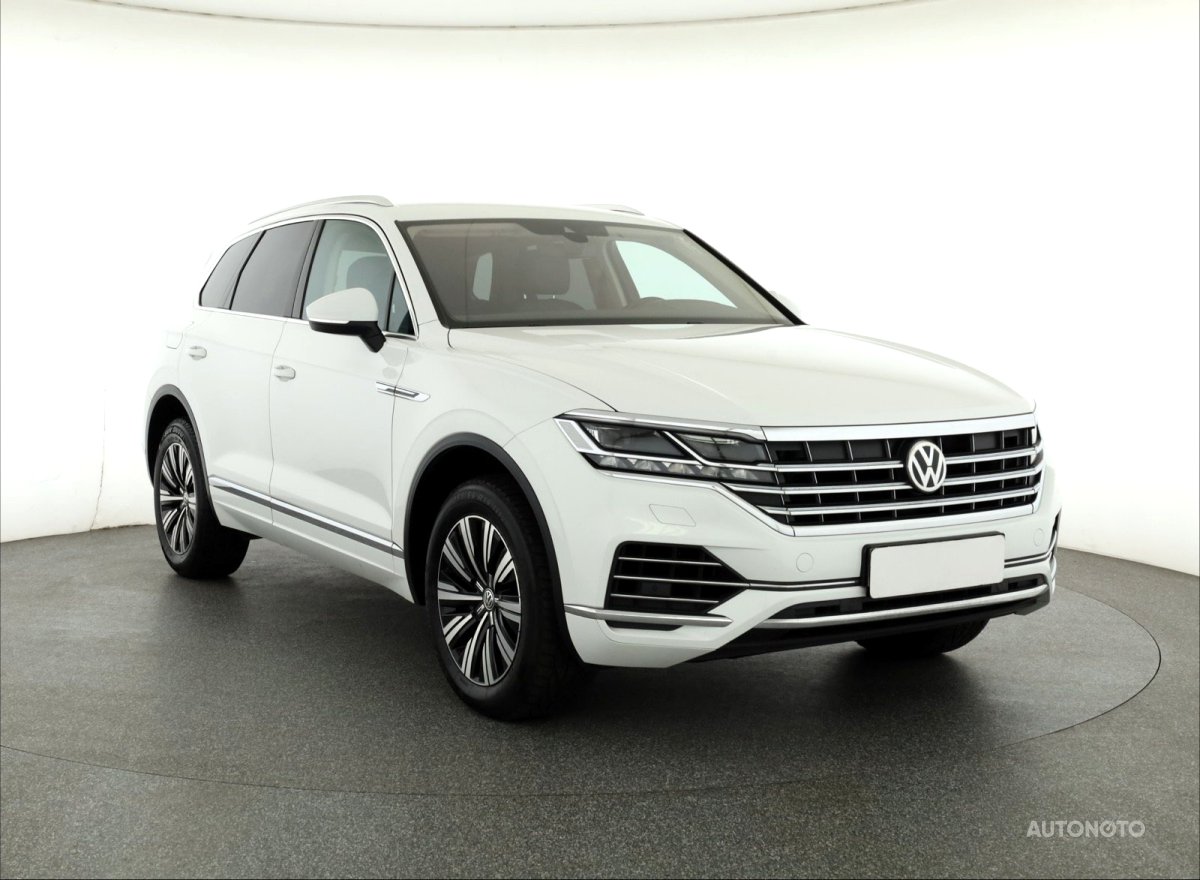 Volkswagen Touareg, 2018 - celkový pohled